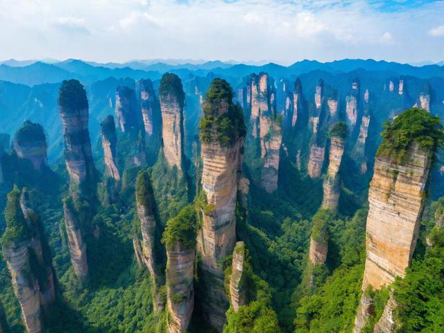 自驾张家界有哪些必去景点和最佳路线推荐?