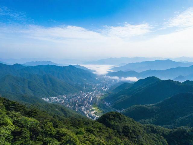 宜宾到峨眉山需要多久时间?车程及交通方式解析