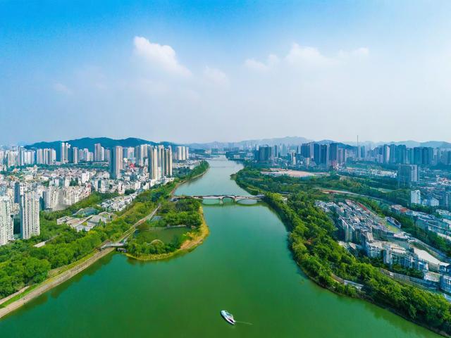 乐清游玩攻略，有哪些必去景点和美食推荐？