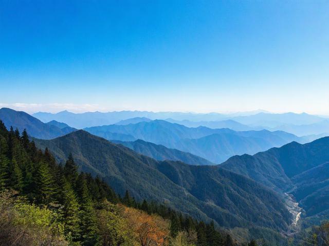 峨眉到自贡需要多久?行程时间及交通方式解析
