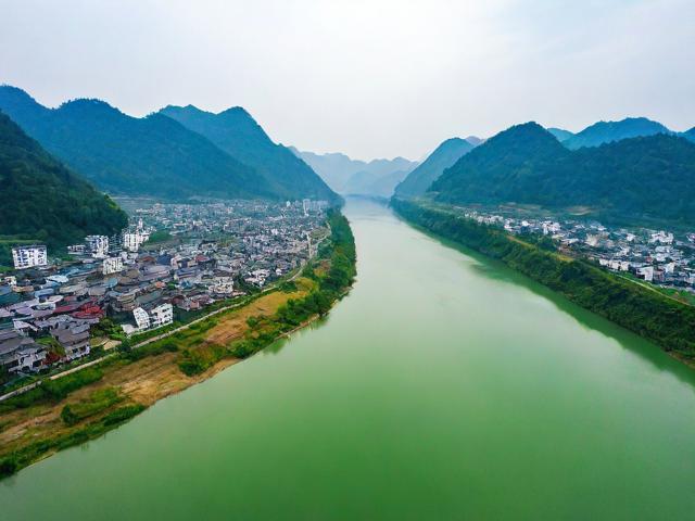 宽甸绿江村旅游有哪些必去景点和美食?
