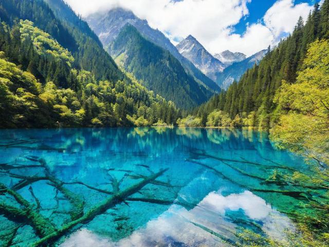 九寨沟旅游路线怎么规划?有哪些攻略要点?