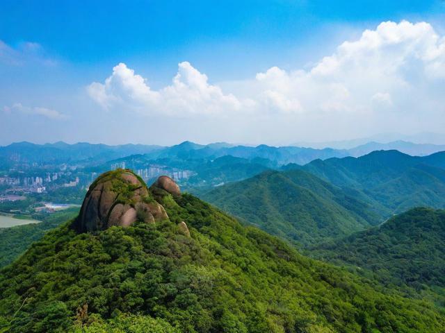威远俩母山旅游攻略，有哪些不容错过的景点和体验？