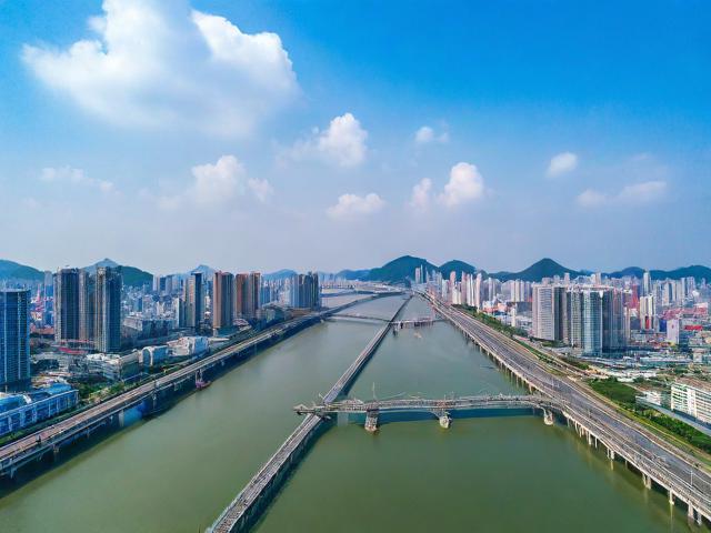 东兴口岸旅游攻略,有哪些必去景点和实用小贴士?