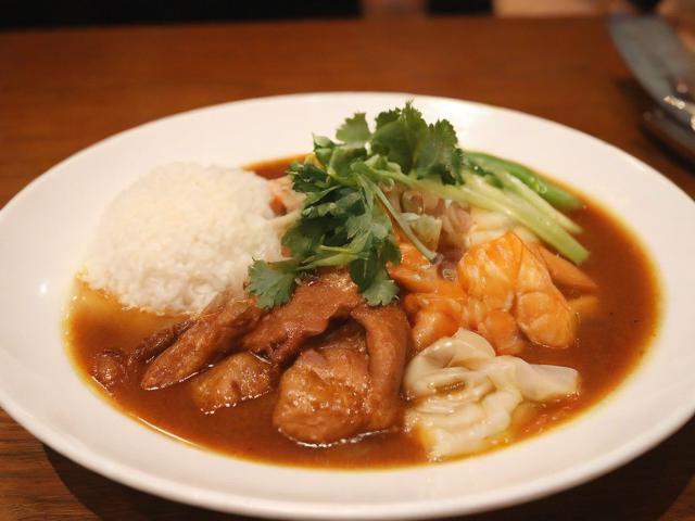 新加坡美食攻略，新加坡美食攻略，探索狮城独特美味的秘密是什么？