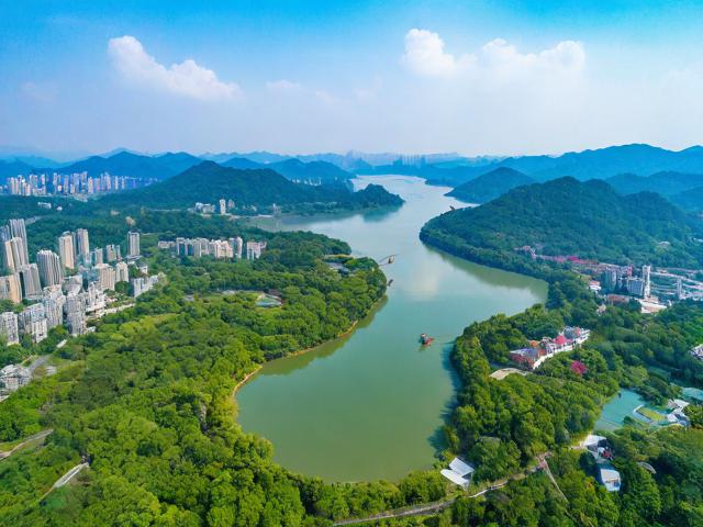 成都周边游攻略,有哪些不可错过的美景和美食?