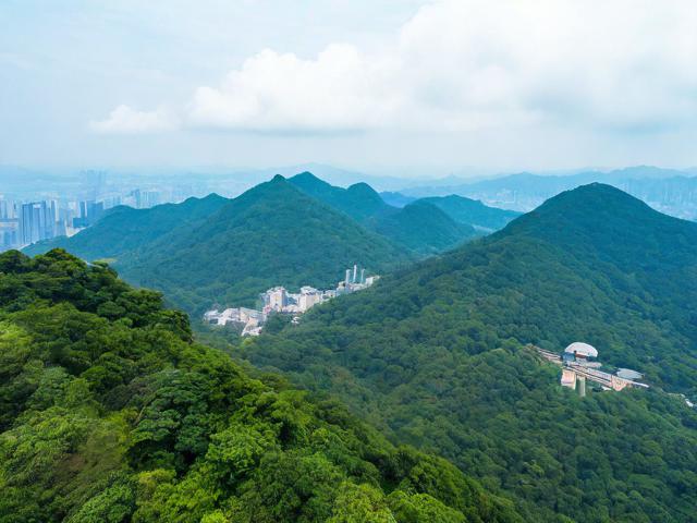 佛山西樵山游玩攻略,有哪些必去景点和特色体验?