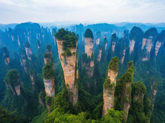张家界各旅游景点介绍(张家界旅游景点介绍文章)