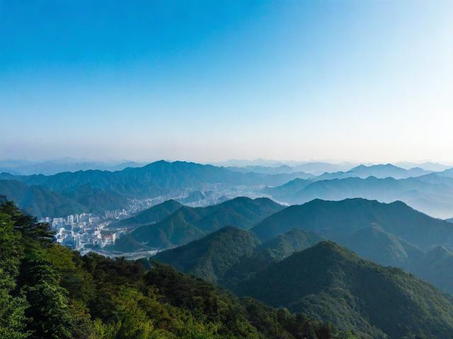 眉山到乐山需要多久?自驾、高铁、大巴时间对比