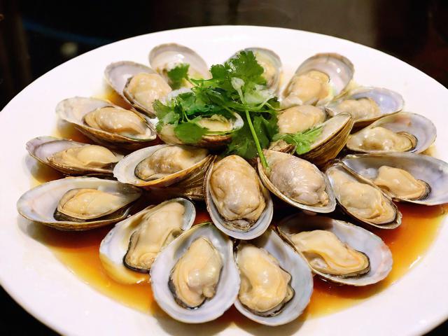 青岛海鲜攻略,如何品尝最地道的海滨美味?