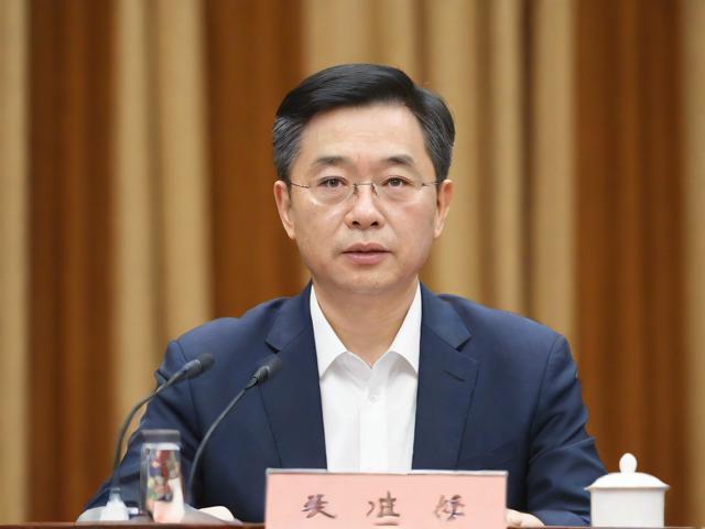 易会满任期内股市3000点防线多次失守背后的原因探究