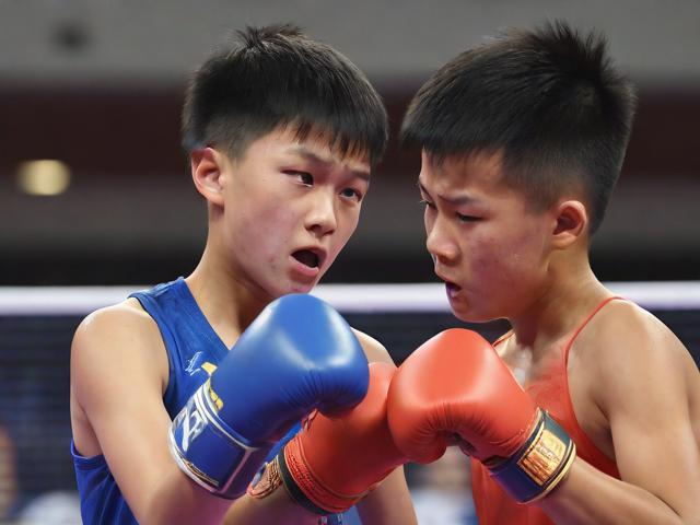 15岁男孩遭同学暴力伤害，爽约引发悲剧，责任何在？