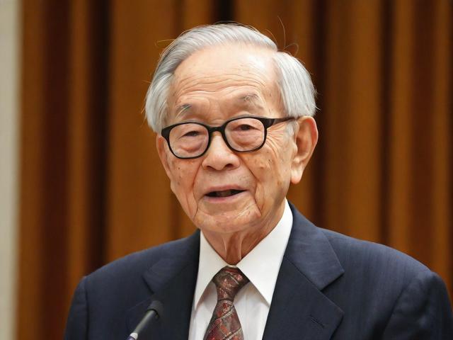 历史学家许倬云逝世,享年95岁,缅怀一生贡献与成就