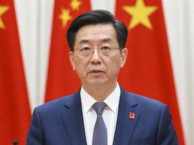 中方应对美方威胁征收200%关税的反击策略与措施解析