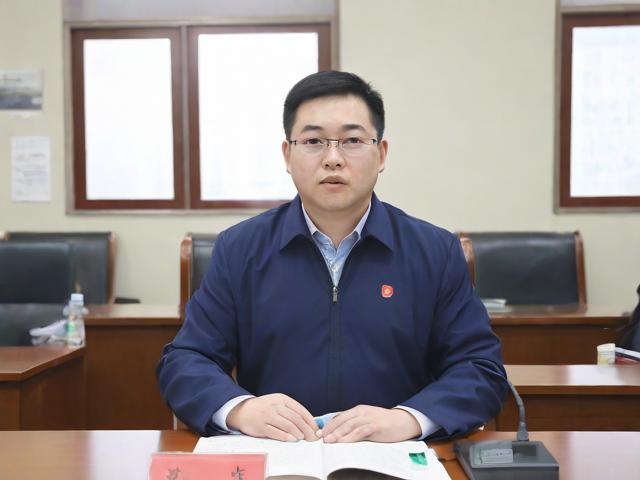 胖东来新店本科保洁岗招满背后的热议原因探究