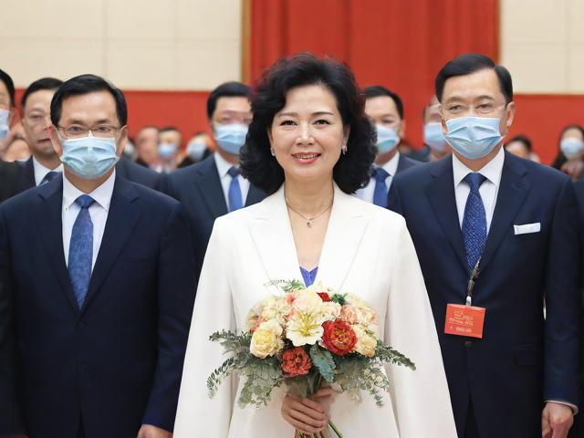 千百惠遗体告别仪式,明星好友现身送别名单揭晓