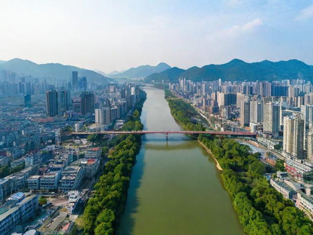 湖南地区编制大幅精简背后的原因与影响分析