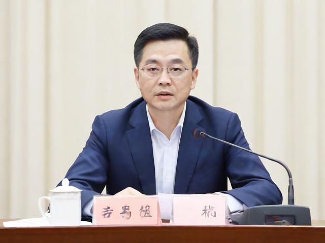 盐城5球大胜常州背后，苏超赛场上的风云变幻与故事揭秘。